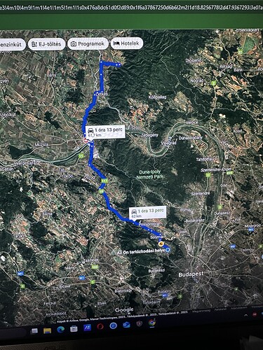 This itinerary shows a route connecting urban and rural areas around Budapest, near the Duna-Ipoly National Park. (Captioned by AI)