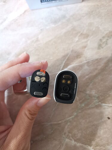Geekvape Soul AIO POD - Bottom of the POD head with connector and magnets