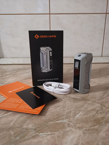 Geekvape Aegis Solo 3 - Package Contents