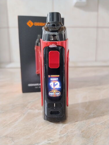 Geekvape Aegis Boost 3 - Front and Display