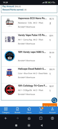 L'image montre une liste d'achats contenant divers produits de cigarette électronique et leurs prix. (Légendé par IA)