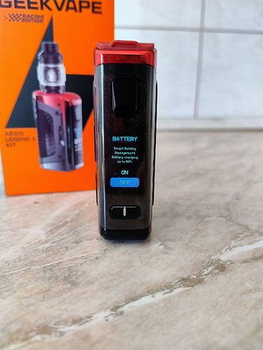 Geekvape Aegis Legend 5 Kit - Battery menüpont