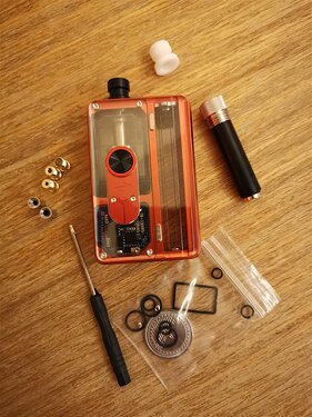 Vandy Vape Pulse AIO V2 - Box Contents