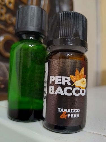 "PER BACCO! TABACCO & PERA"