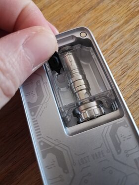 Lost Vape Centaurus B60 AIO - Tank Filling Demonstration