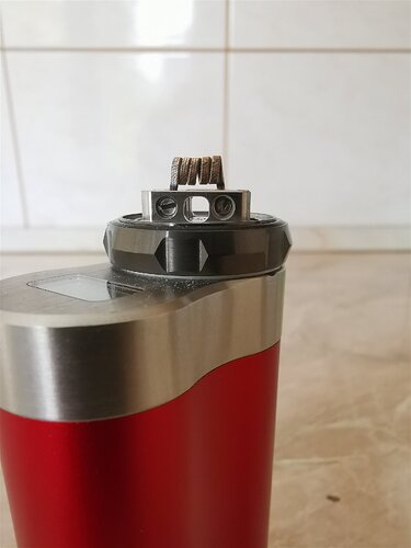 HellVape Dead Rabbit Solo RTA - Wrapped on a 2.5mm inner diameter