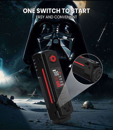 L'image montre un appareil électronique placé devant un fond sombre, avec l'inscription « ONE SWITCH TO START », tandis qu'à l'arrière-plan se tient une figure caractéristique dans un casque noir. (Sous-titré par l'IA)